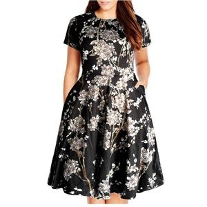 Women's Round Neck Summer Casual Plus Size Fit and